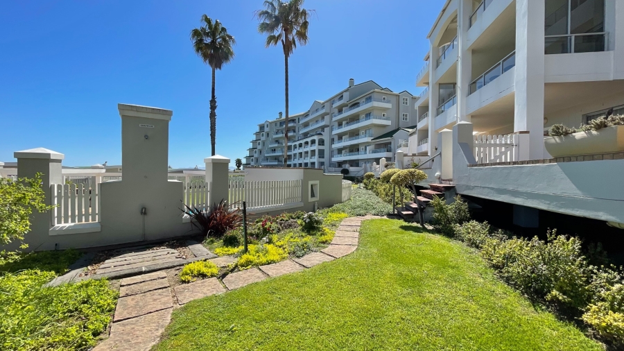 4 Bedroom Property for Sale in Greenways Golf Estate Western Cape